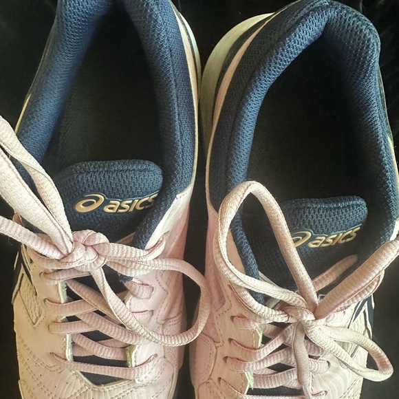 ASICS Court Shoes - Picture 3 of 6